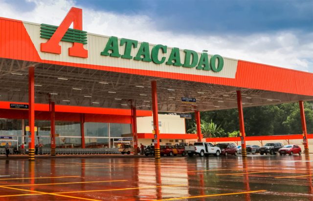 A rede de supermercados Atacadão S/A foi condenada a pagar R$ 1.086.148.79 de multa aplicada pelo Procon