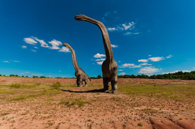 O T. rex e dinossauros gigantes com pescoço de telescópio, como o Braquiossauro, eram criaturas de sangue quente da mesma forma que pássaros e mamíferos
