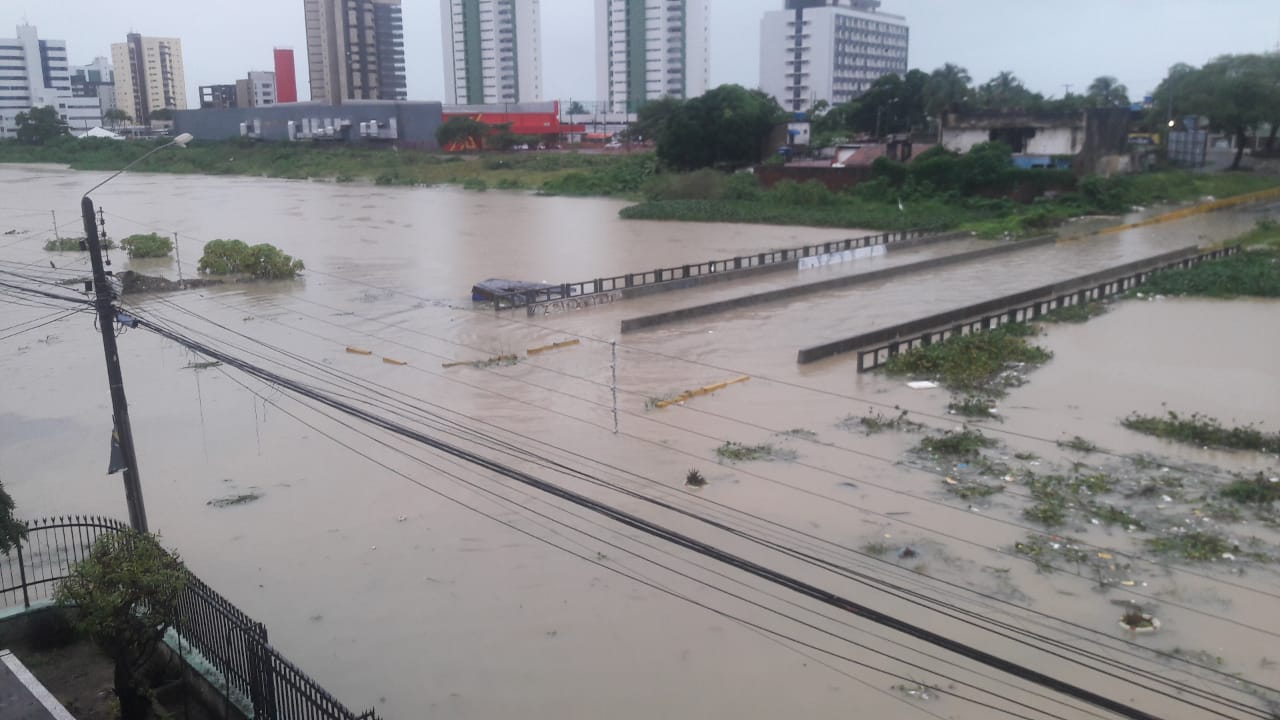 Recife está sofrendo com as chuvas