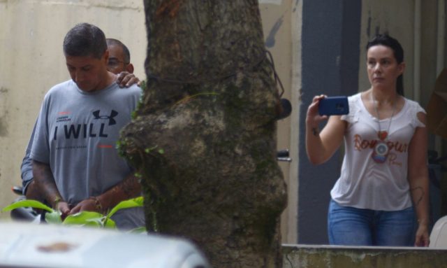Ronnie Lessa, suspeito de matar Marielle, é alvo de "Operação Calígula" no Rio