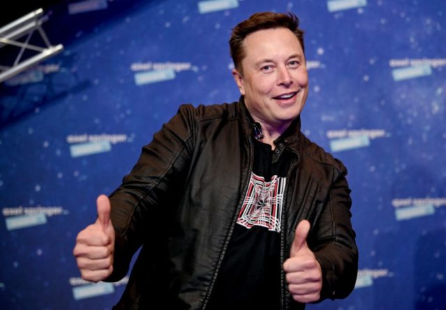 Apesar de comprar e divulgar o Dogecoin, Musk disse que fez uma distinção entre apoiar publicamente a moeda digital e pedir que outros invistam.