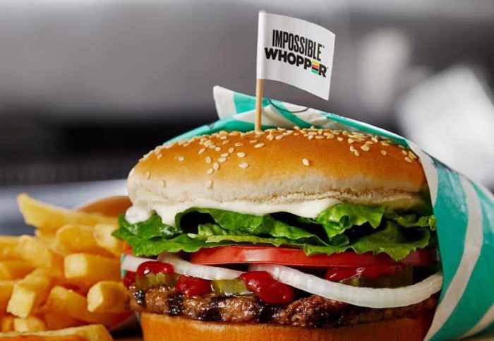 Agora, a rede de fast food terá as versões Impossible King e Impossible Southwest Bacon Whopper