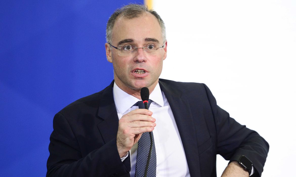 Ministro André Mendonça negou a suspensão da votação da PEC feita pelo deputado Alexis Fonteyne (Novo-SP)