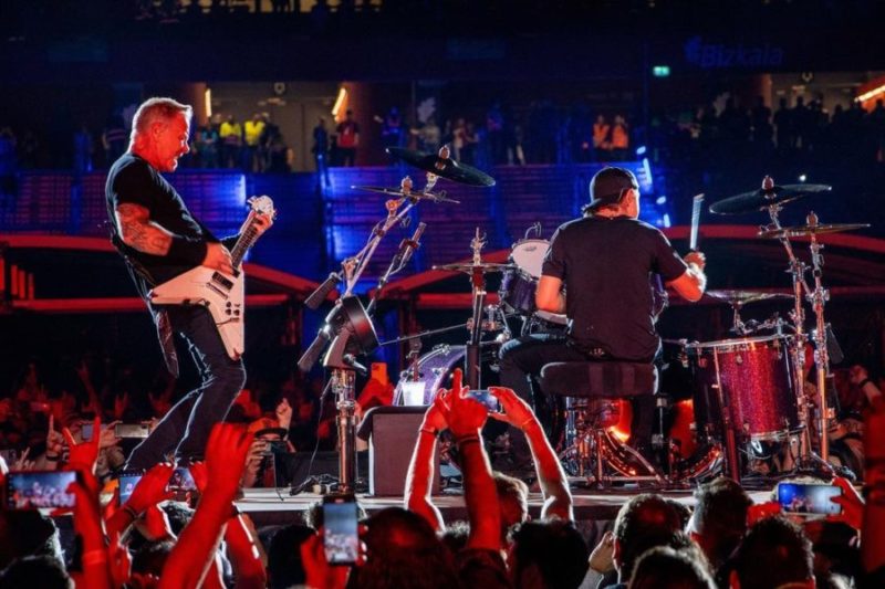"Master of Puppets", do Metallica, voltou às paradas de sucesso depois da última temporada de Stranger Things