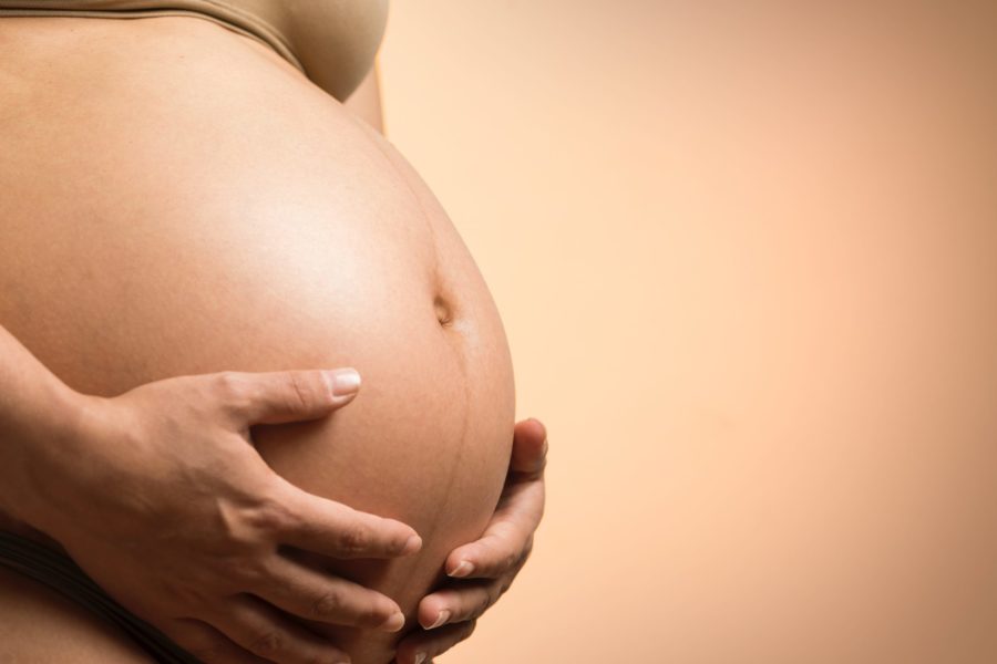 Grávidas que contraíram covid a partir das 34 semanas de gestação tiveram sete vezes mais chances de ter um parto prematuro