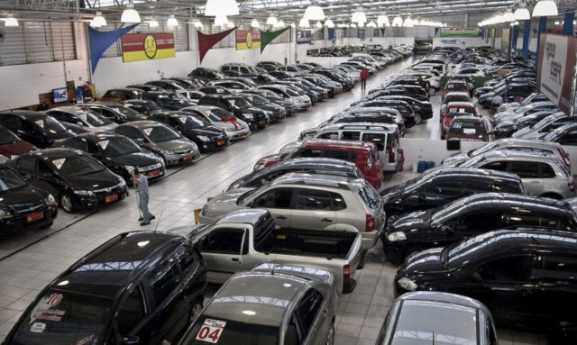 Fenabrave associa queda das vendas de veículos ao menor número de dias úteis