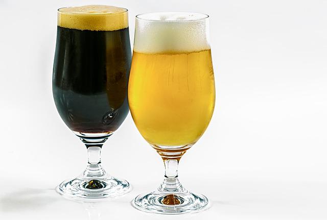 Os formatos dos copos ajudam a acentuar as características de cada estilo de cerveja e fazem toda a diferença.