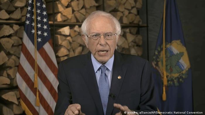 "É importante que as pessoas no Brasil saibam que estamos do lado delas", declara senador Sanders