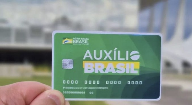 Informações das famílias elegíveis e beneficiárias do Auxílio Brasil terão verificação periódica
