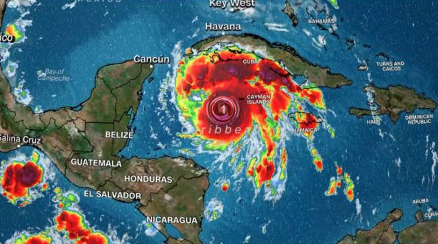 A Flórida pode começar a sentir a ira de Ian já na terça-feira, com condições de furacão potencialmente atingindo o estado na quarta-feira.