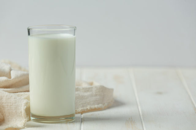 Diabetes tipo 2: leite e outros alimentos podem diminuir o risco da doença;  veja a lista - ISTOÉ DINHEIRO