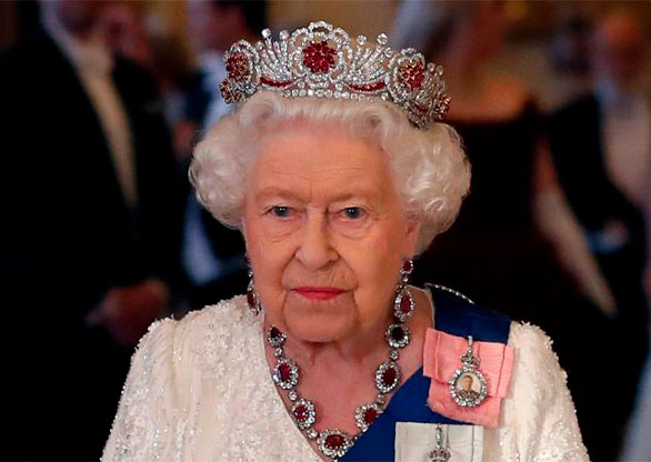 Conforme relatado, a soberana britânica deixou claro como suas joias seriam distribuídas quando ela não estivesse mais presente