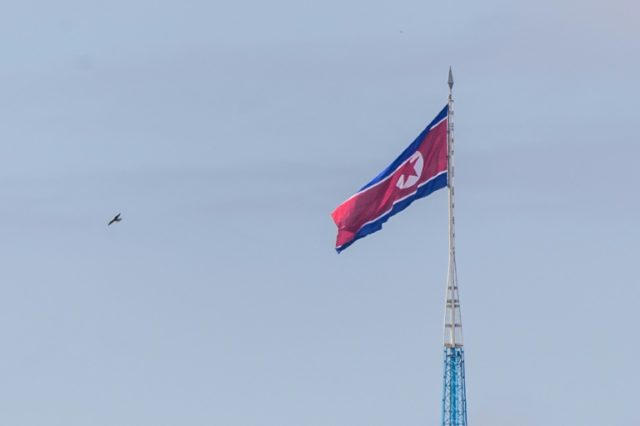 Coreia do Norte dispara dois novos mísseis em "represália" por exercícios EUA-Coreia do Sul