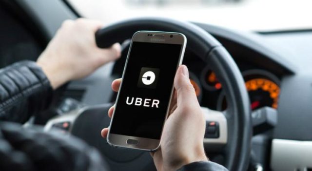 Uber procura aumentar receita de anúncios digitais com nova divisão de publicidade