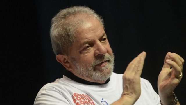 Sem PEC, Lula cogita Auxílio Brasil por MP