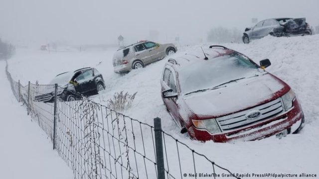 Tempestade de inverno deixa ao menos 17 mortos nos EUA