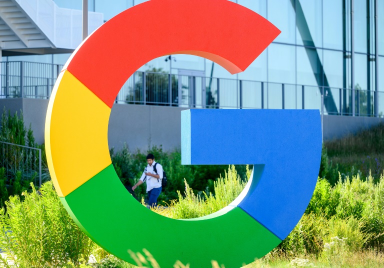 Durante a maior parte de 15 anos, o Google parecia uma força imparável, impulsionada pelo mecanismo de busca online e negócios de publicidade digital