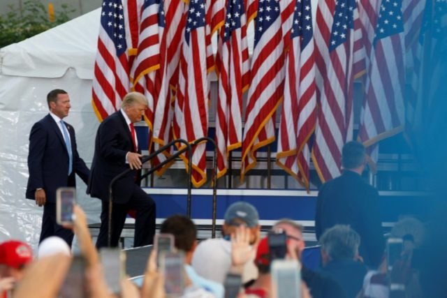 Um Trump "furioso" tenta impulsionar sua candidatura à Casa Branca em 2024