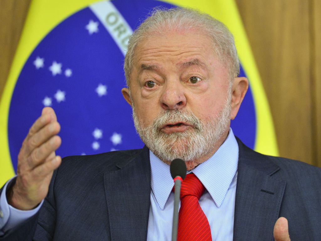 A agenda de Lula, divulgada neste domingo, 15, também prevê a participação do ministro da Fazenda, Fernando Haddad, na reunião