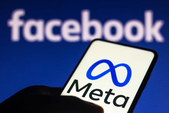 Os reguladores da União Europeia aplicaram na quarta-feira (4) uma multa bilionária à Meta, controladora do Facebook, por violações de privacidade