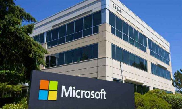 A emissora britânica Sky News afirmou que a Microsoft planeja demitir cerca de 5% de sua força de trabalho, ou cerca de 11 mil funcionários.
