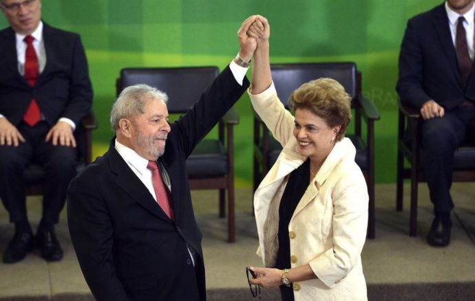 Desde a vitória de Lula, Dilma tem participado de cerimônias em Brasília