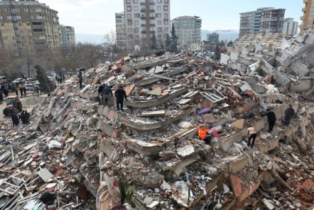 Mortos em terremoto na Síria e na Turquia passam de 11.700