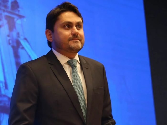 ministro das comunicações