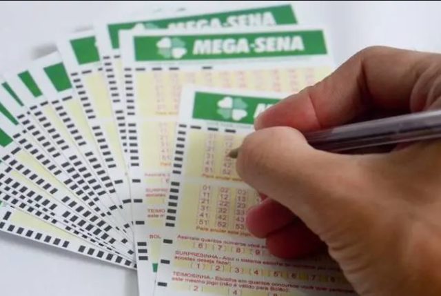 Mega-Sena sorteia prêmio de R$ 160 milhões nesta quarta (8); veja como apostar