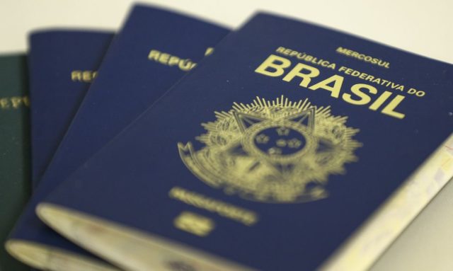 Procura por vistos americanos cresce no Brasil; país é o 3º com mais vistos aprovados