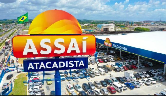 No caso da Assaí, que tem o maior número de vagas, com cerca de 470, as oportunidades incluem cargos de analista de Recursos Humanos e analista de TI