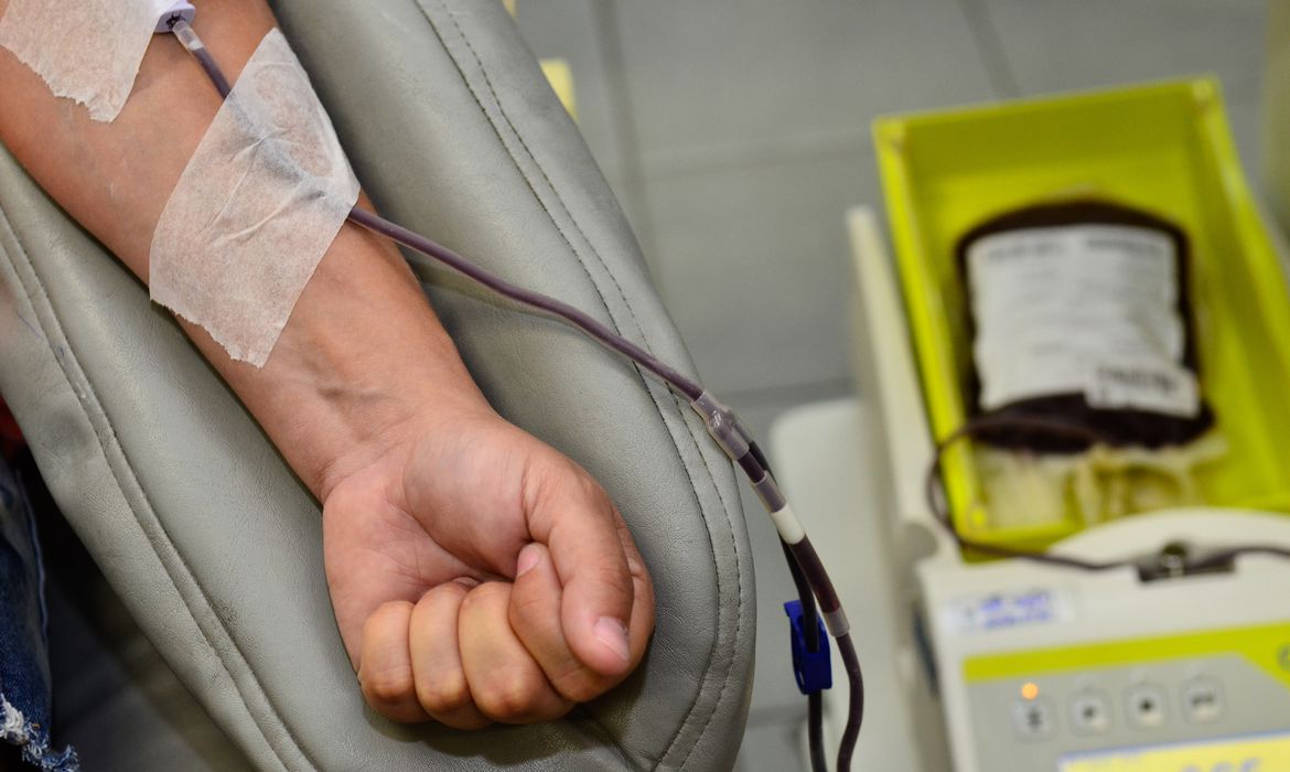 Veja estados onde doar sangue pode garantir isenção de taxa em concursos públicos