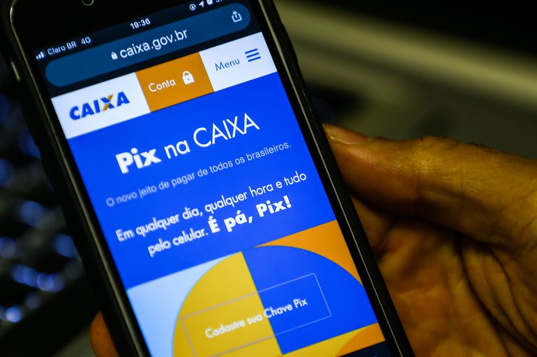 Aplicativo da Caixa Econômica fica fora do ar