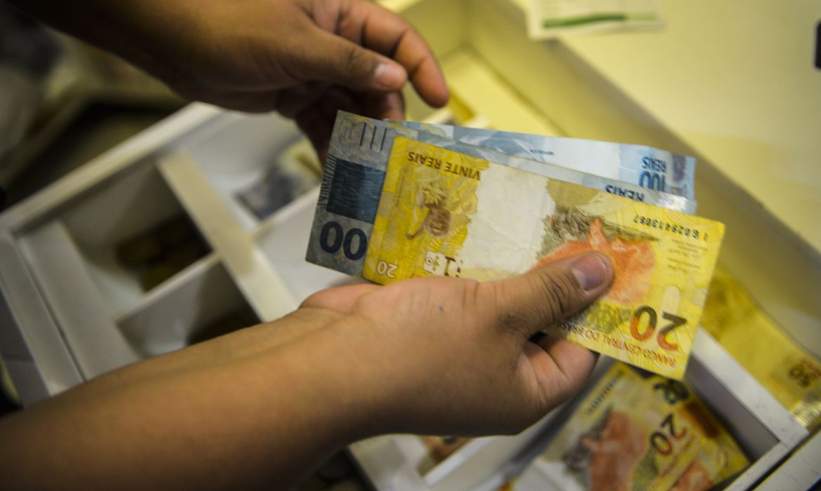 Bancos renegociam R$ 13,2 bi em dívidas através do Desenrola, mostra Febraban