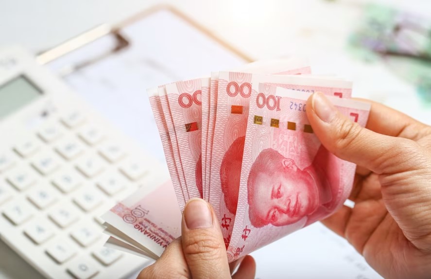 Novos empréstimos na China avançam a 1,36 trilhão de yuans em agosto