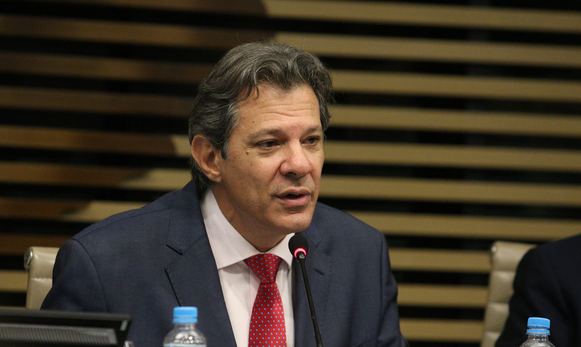 Com cenário externo atual, Brasil tem de fazer agenda andar para proteger economia, diz Haddad