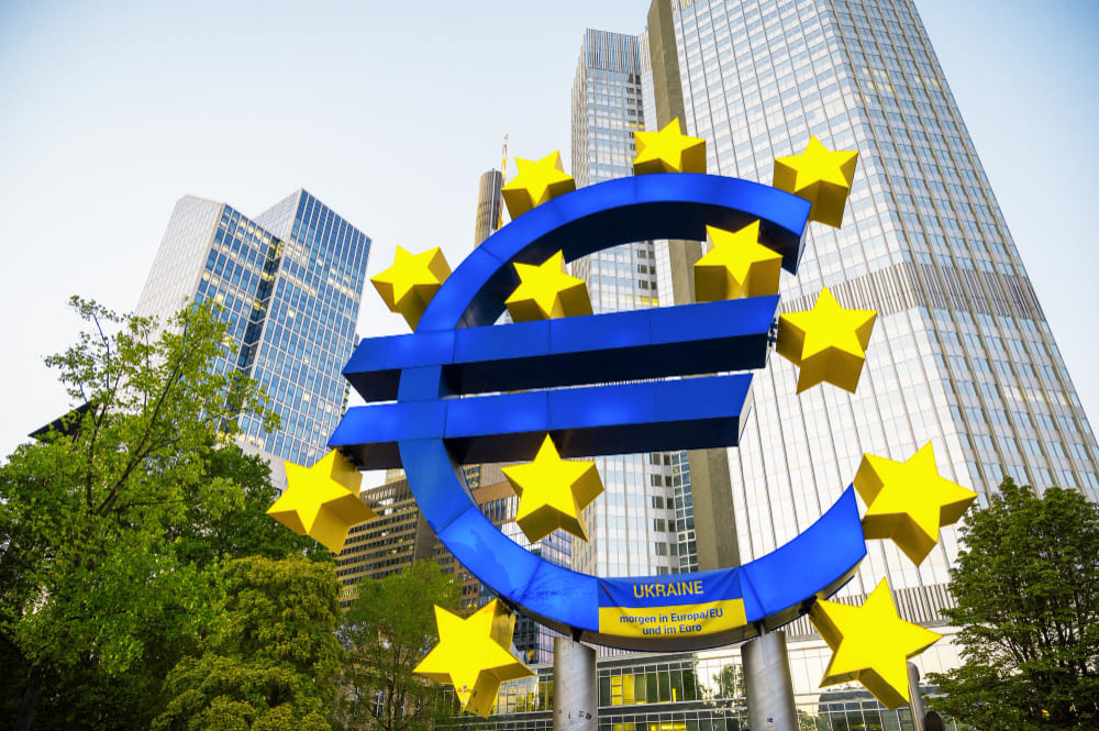 Aperto adicional pode acontecer, se dados forçarem BCE a tomar esta decisão, diz dirigente
