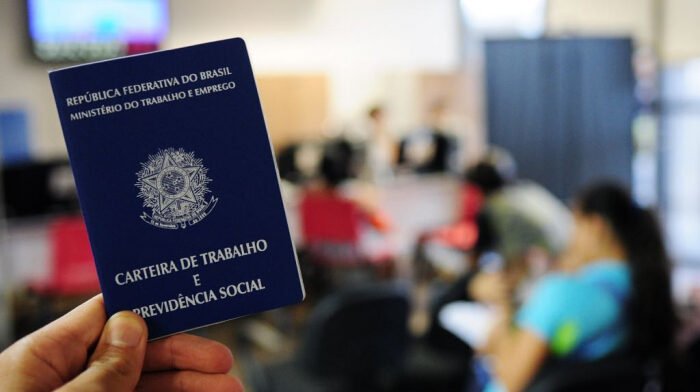 Reforma do IR: 15 milhões serão beneficiados e ‘muito pouca gente’ pagará a conta, diz secretário