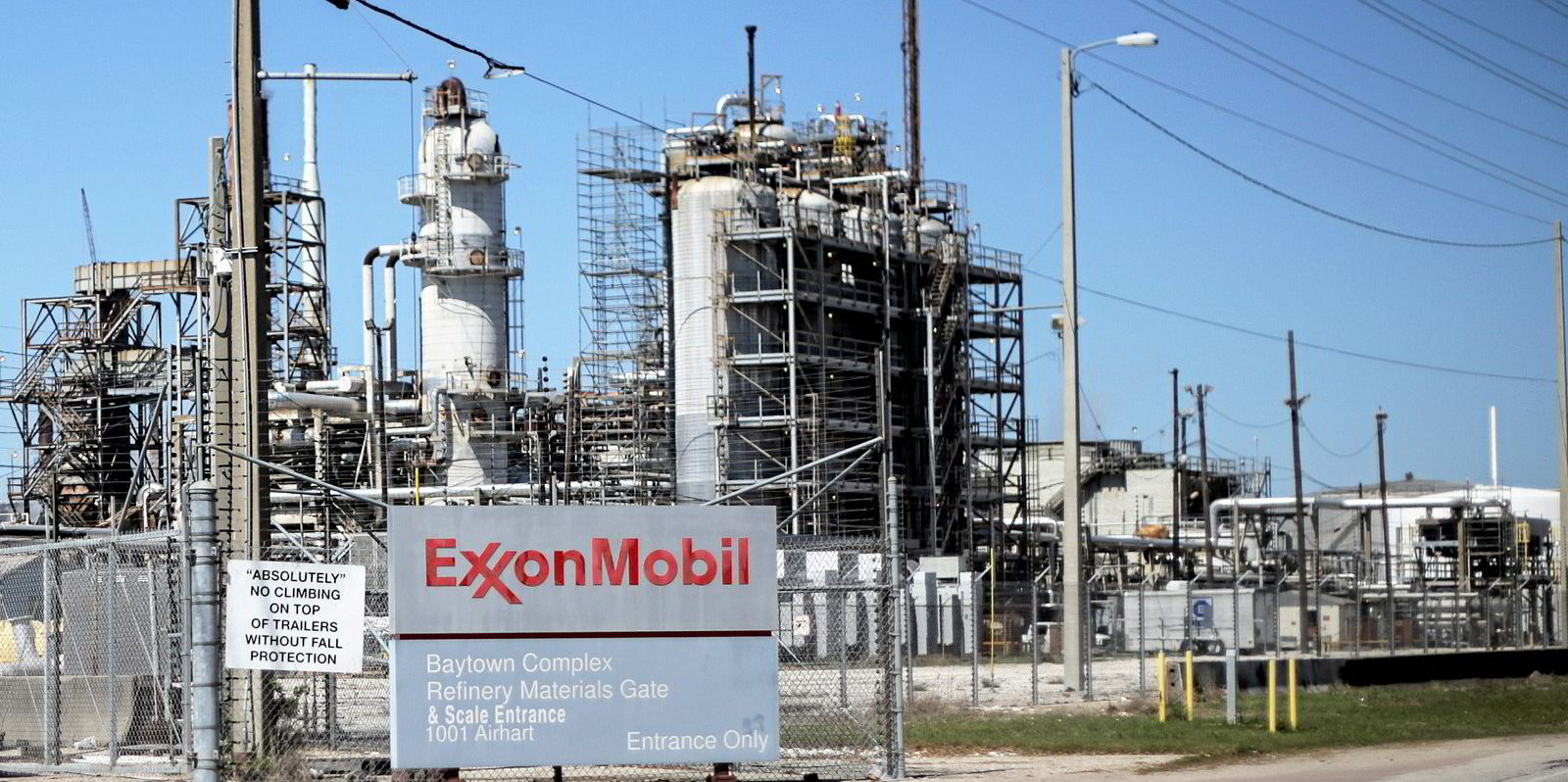 ExxonMobil anuncia planos de abrir fábrica de lítio para veículos elétricos
