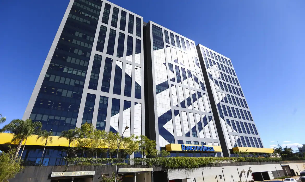 Banco do Brasil e BNDES são autorizados a contratar empréstimos externos