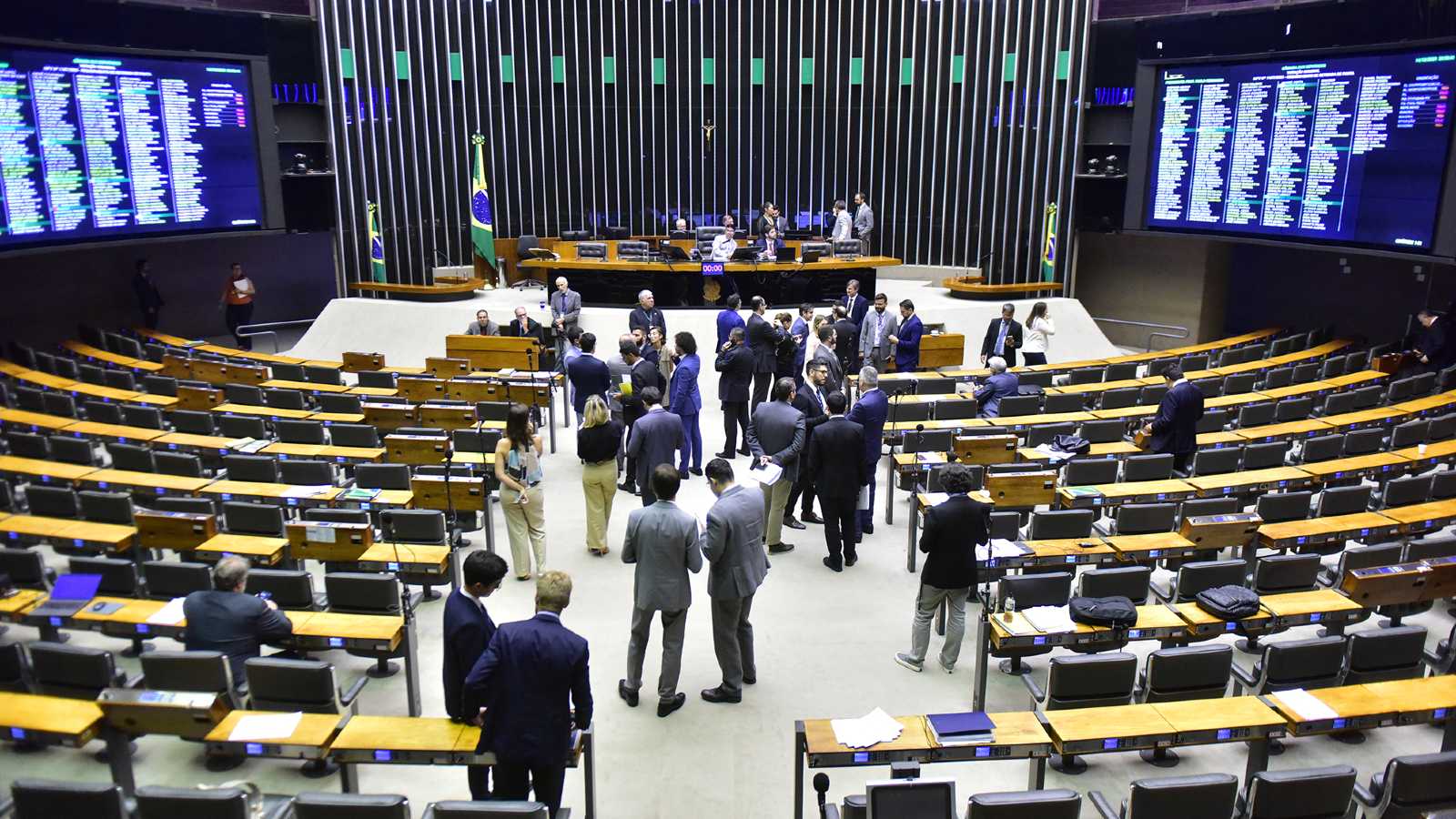 Congresso Nacional decidiu derrubar os vetos do presidente Lula