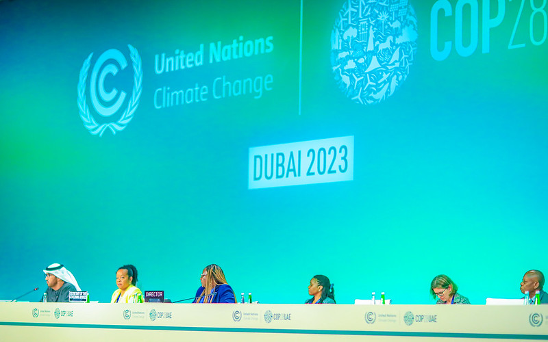 COP 28: novo rascunho cita 'transição', mas não defende eliminação dos  combustíveis fósseis, Meio Ambiente