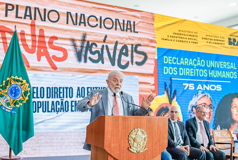 Lula responsabiliza Estado por pessoas em situação de rua e anuncia R$ 1 bi em plano nacional