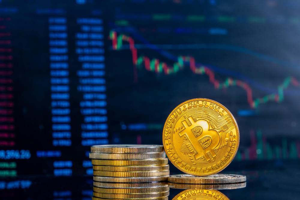 Bitcoin ultrapassa mais de US$ 54 mil em valor recorde desde 2021; entenda o otimismo do mercado