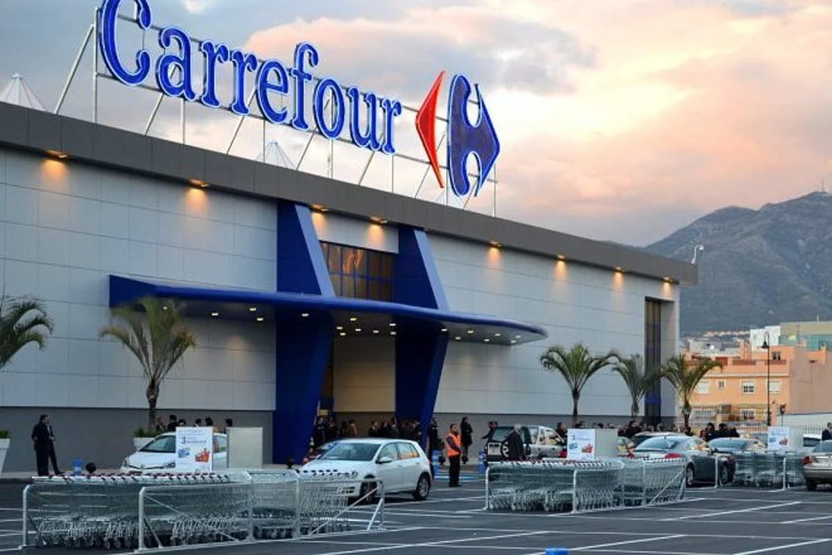 Carrefour Brasil tem prejuízo de R$ 795 milhões em 2023 e fecha