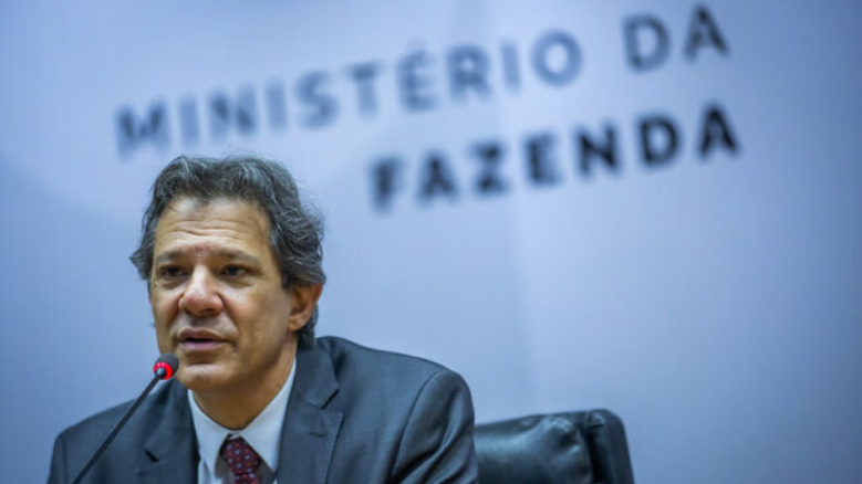 Governo Federal avança na regulamentação do mercado de apostas e cassinos online no Brasil