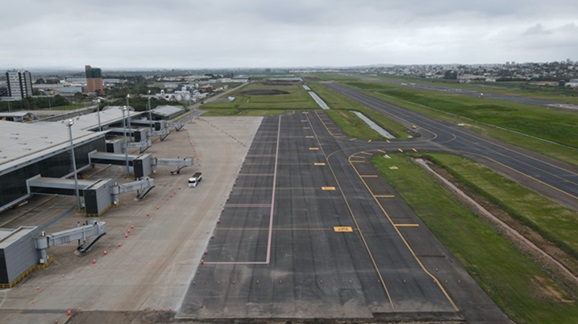 Aeroporto de Porto Alegre retoma operações na segunda-feira, 21