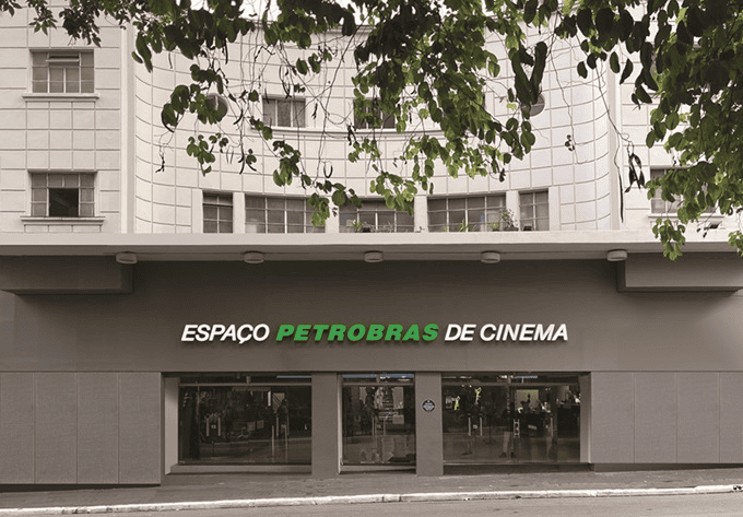 Fachada do Espaço Petrobras de Cinema