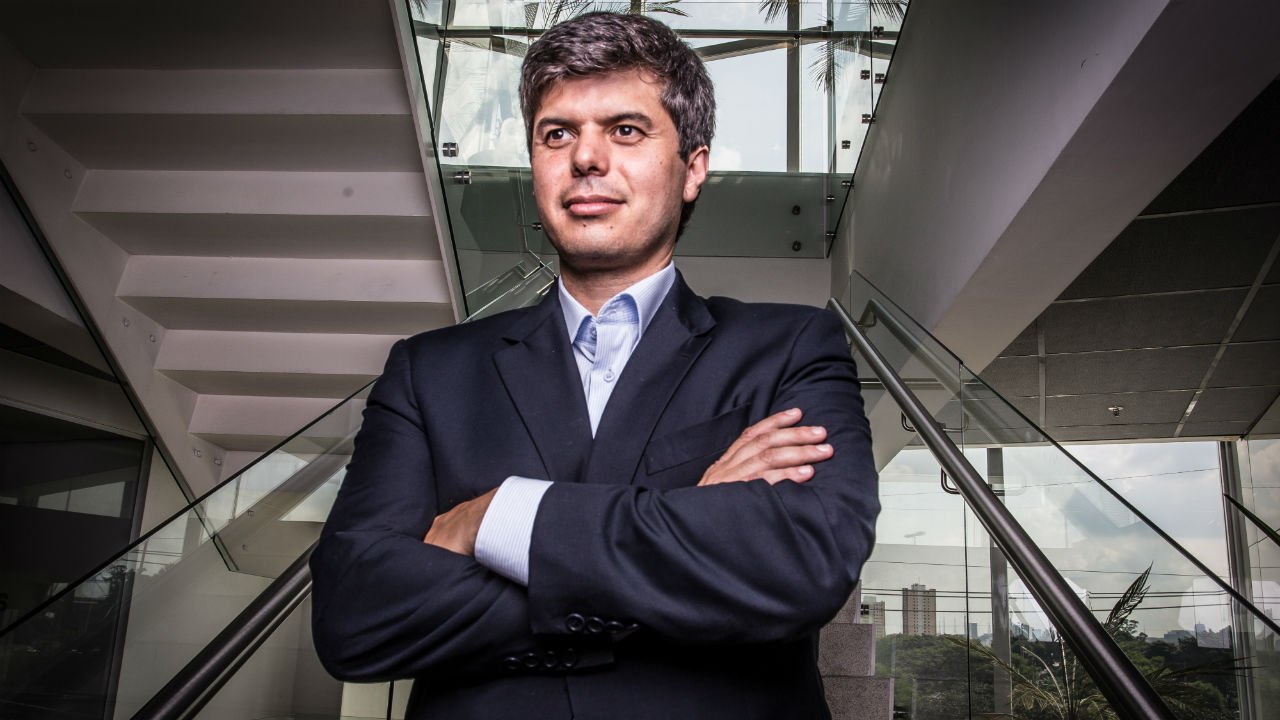 Mercado vê Selic em 15% ao menos até janeiro e muda projeção ao final de 2026