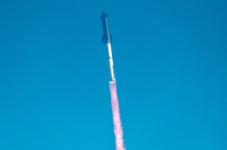 Foguete da SpaceX explode sobre Oceano Índico em seu teste mais recente